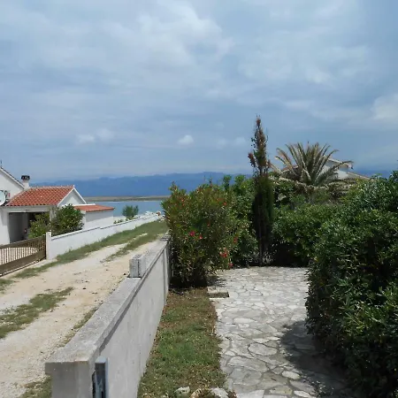Ferienhaus Viric-ds Сasa de vacaciones Vir